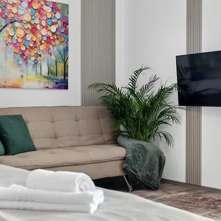 7home Zentrumsnah Neu Апартаменты