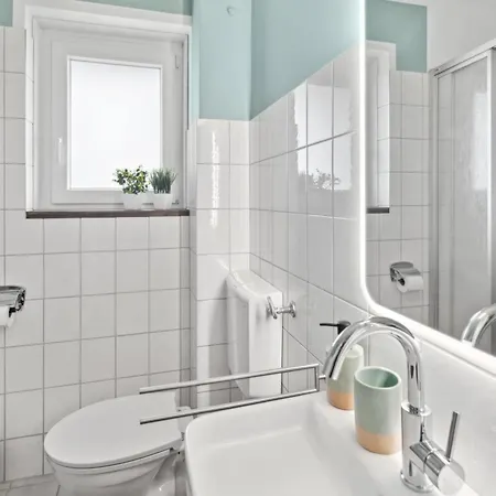 Апартаменты 7home Zentrumsnah Neu *